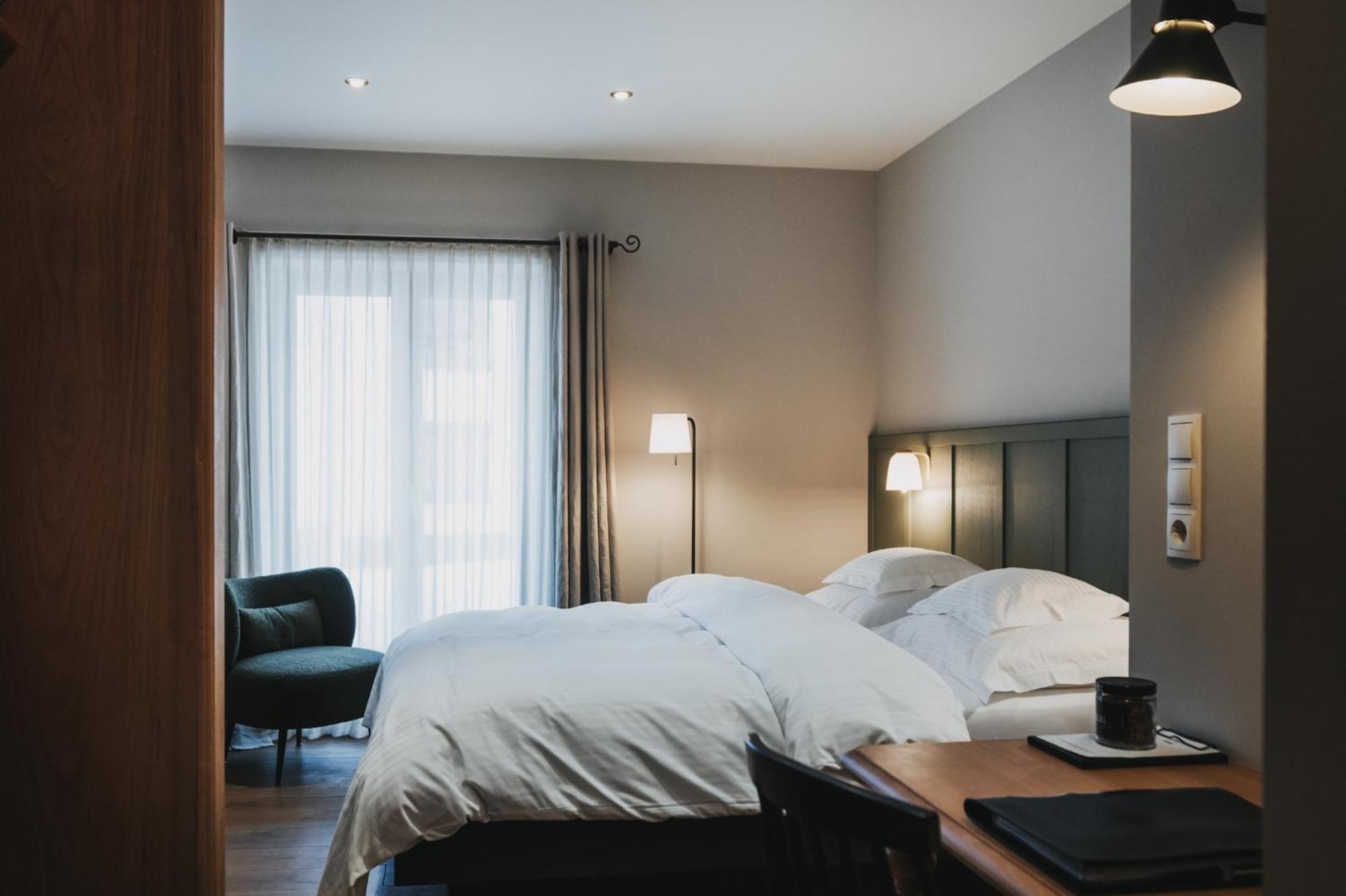 Hotel Berghof เลคอัมอาร์ลแบร์ก ภายนอก รูปภาพ