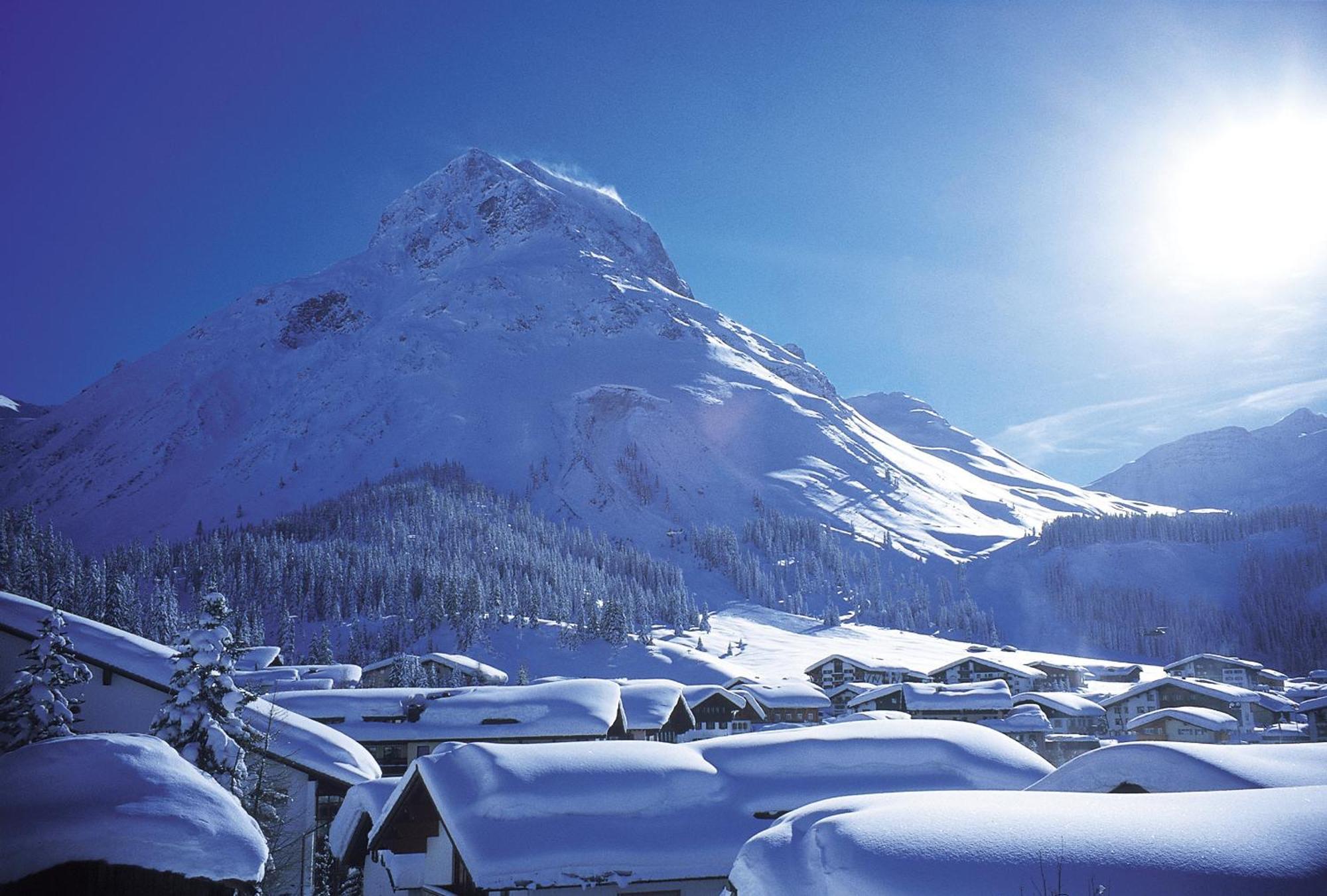 Hotel Berghof เลคอัมอาร์ลแบร์ก ภายนอก รูปภาพ